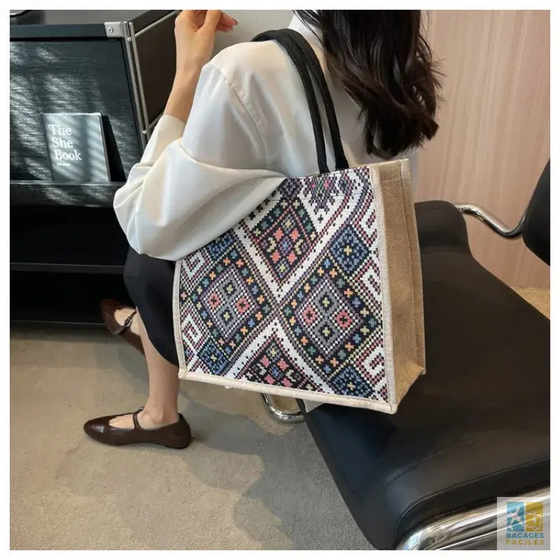 Large Capacity Commuter Bag Women’s 2024 New Fashion Shoulder Tote Bag Ethnic Style Student Handheld Bag Book Bag